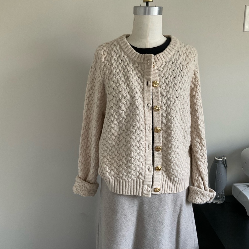 Italy 🇮🇹 outlet wool sweater